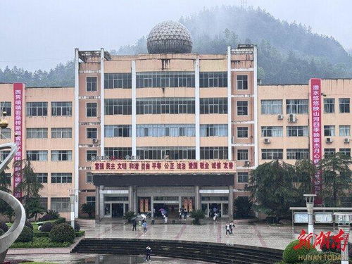 楹聯(lián)里的湖南丨14市州高考沖刺對(duì)聯(lián)盤(pán)點(diǎn),哪一副是你心中的top 1