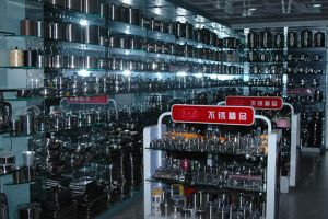 匠心傳承與希望搖籃 彩塘鎮(zhèn)桂佳盛不銹鋼制品廠與彩塘中學(xué)的在地交響